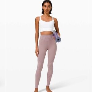 LULULEMON GET IN LINE SHR SIZE 4 NWT